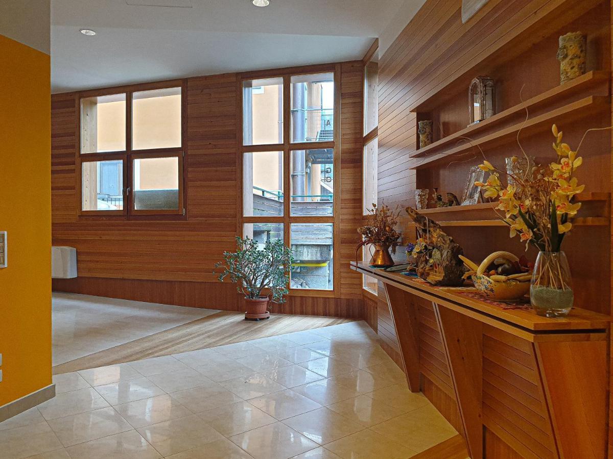 Hotel Fior Di Monte カスポッジョ エクステリア 写真