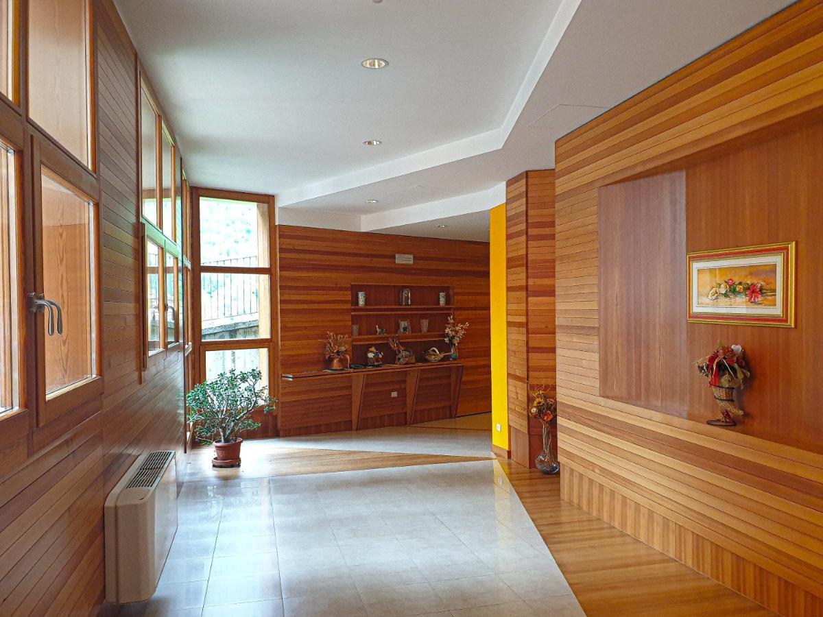 Hotel Fior Di Monte カスポッジョ エクステリア 写真