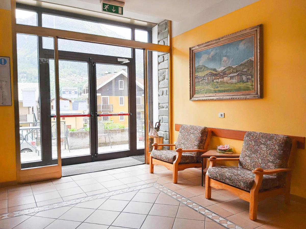 Hotel Fior Di Monte カスポッジョ エクステリア 写真