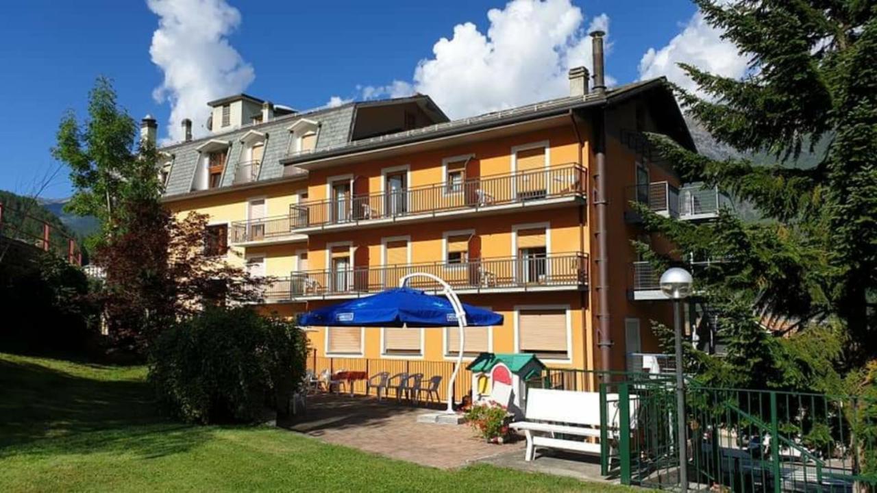 Hotel Fior Di Monte カスポッジョ エクステリア 写真