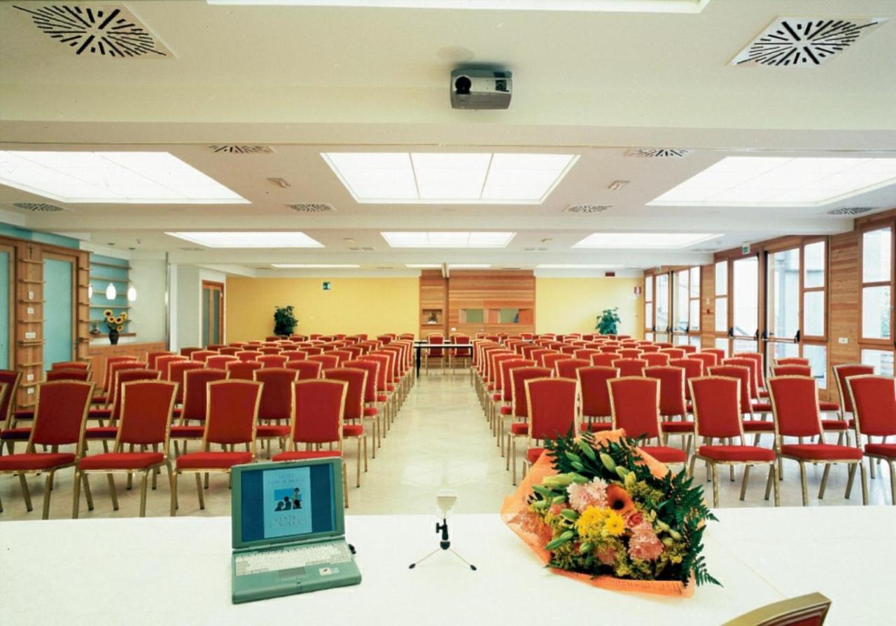 Hotel Fior Di Monte カスポッジョ エクステリア 写真